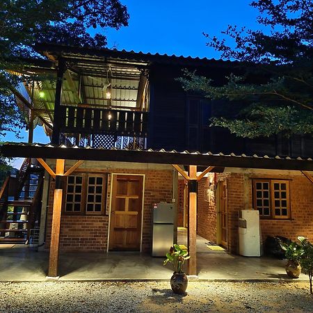 Sayang Di Kaki Bukit Homestay Near Icon City Bukit Mertajam Exteriör bild