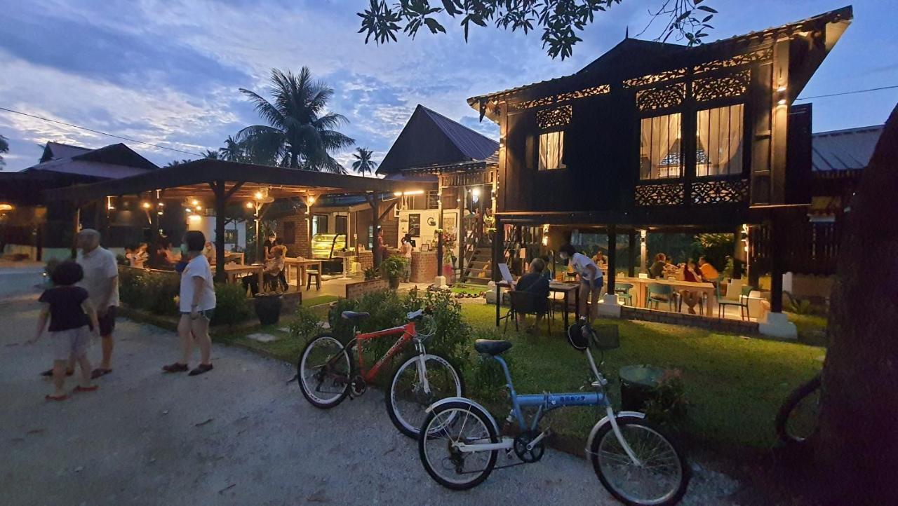 Sayang Di Kaki Bukit Homestay Near Icon City Bukit Mertajam Exteriör bild